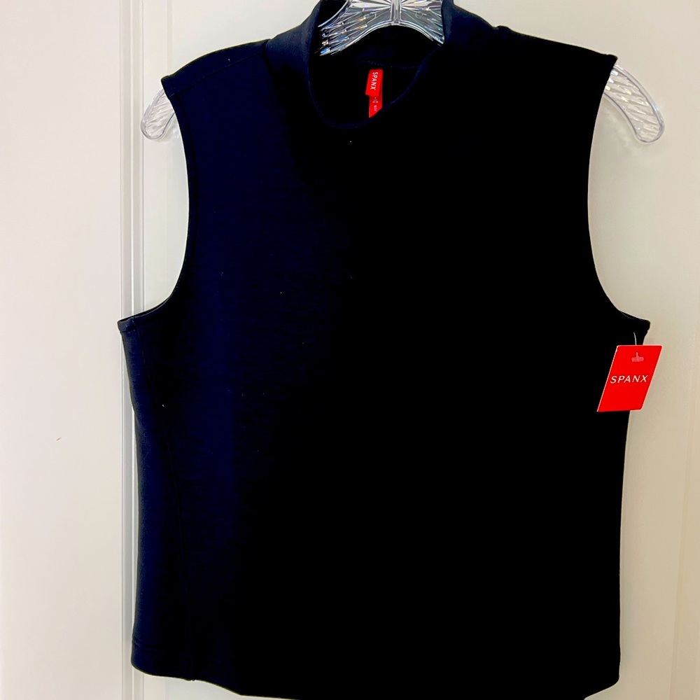 Spanx Airluxe black mock sleeveless Sz M Athlesure travel sports grunge stylish